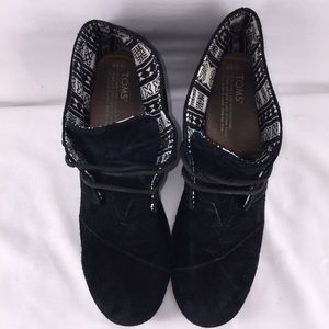 Toms Ankle Boots Booties Womans Size 10M Black Suede Wedge Heel Lace Up